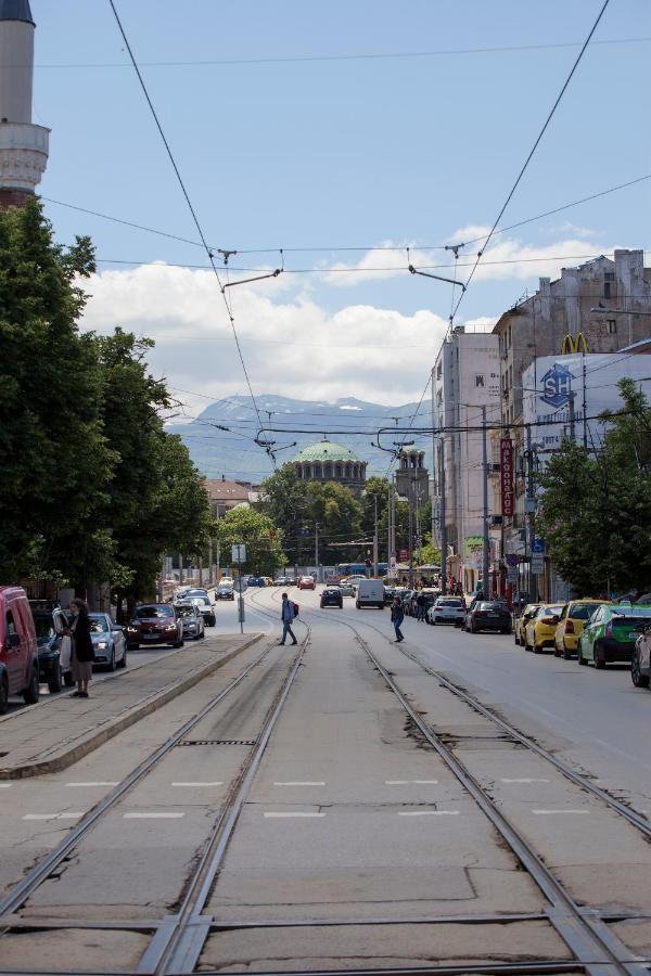 Landmark Apartment Sofia Bagian luar foto